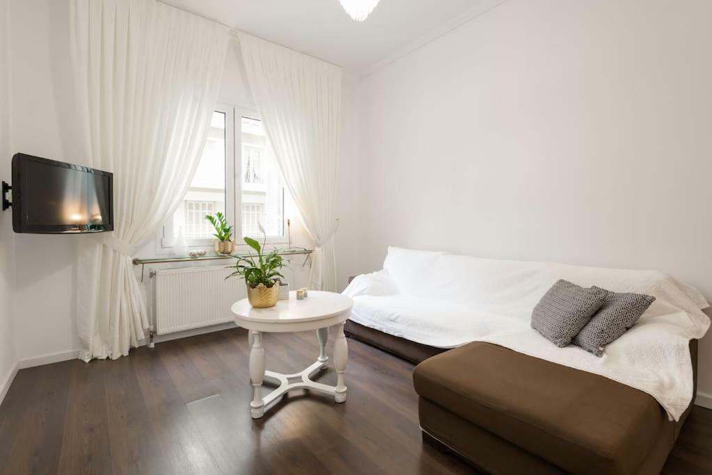 Roman Market- Upper Aristotelous Sq Luxury Apartment Thessaloniki Exterior photo