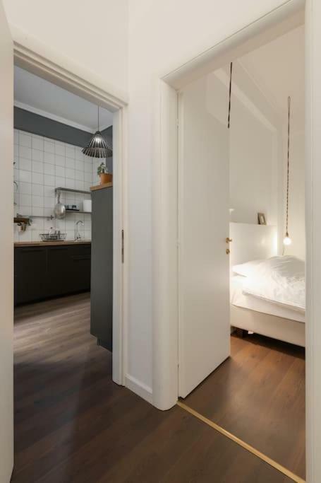 Roman Market- Upper Aristotelous Sq Luxury Apartment Thessaloniki Exterior photo